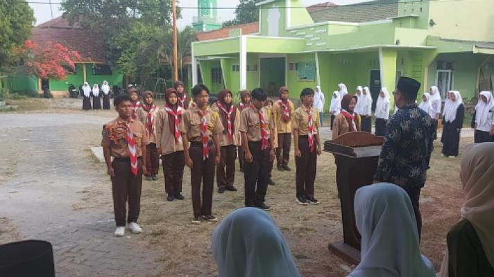 Pramuka di MTs Manbaul Hikmah