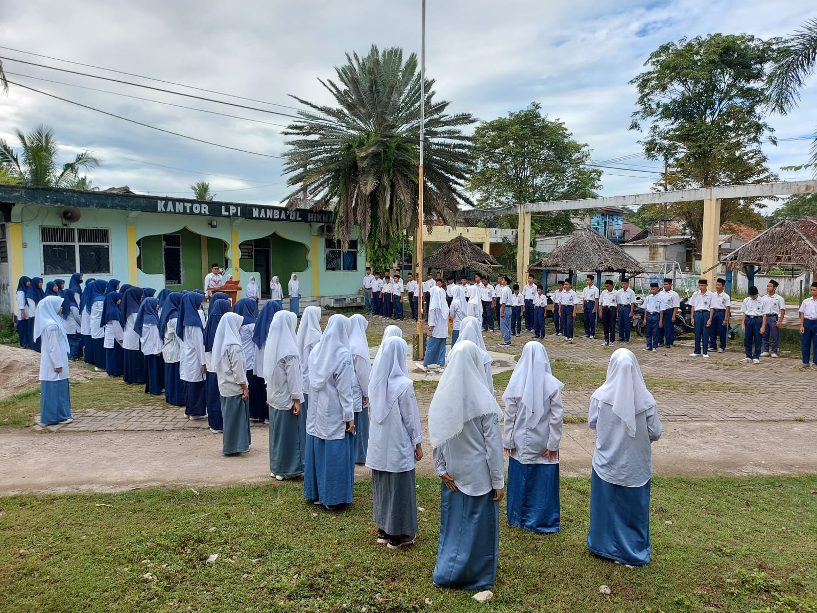 MTs. Manba'ul Hikmah